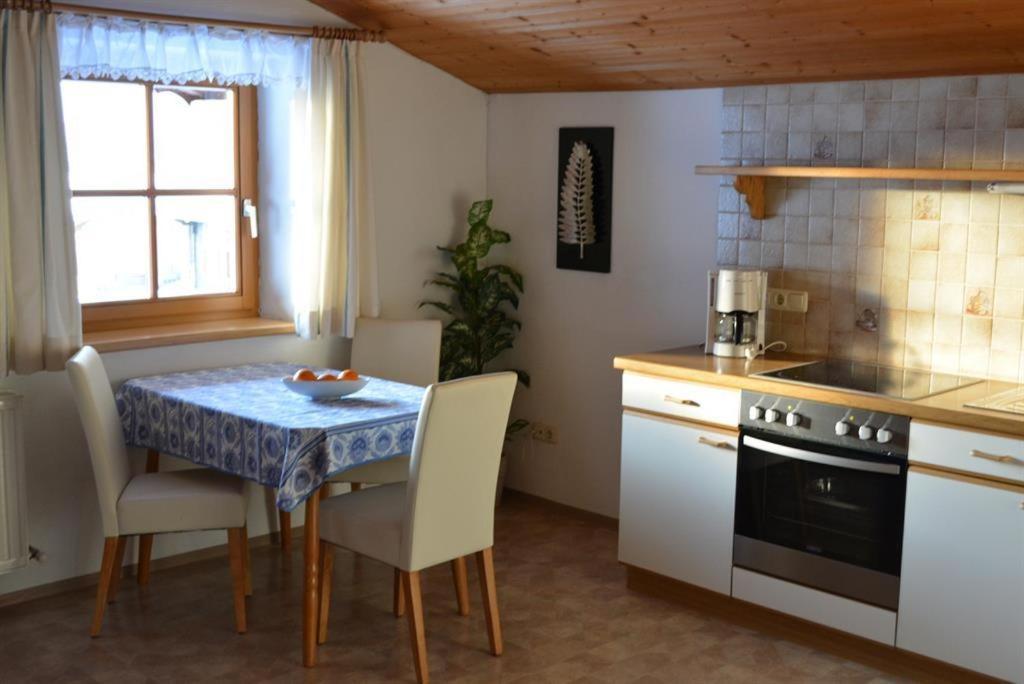ホッホフィルツェン Gaestehaus Glaagut - Familie Hainヴィラ 部屋 写真