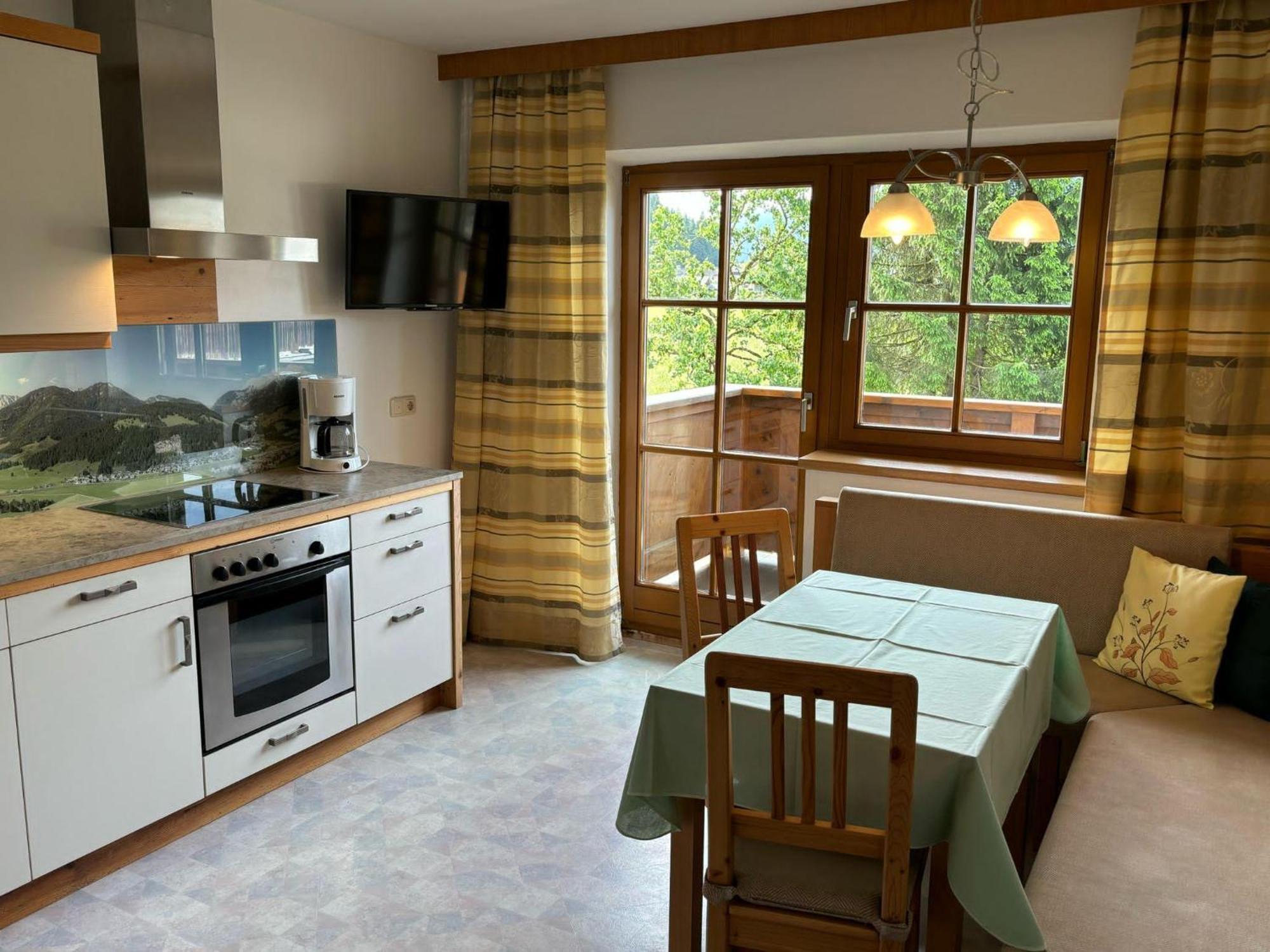 ホッホフィルツェン Gaestehaus Glaagut - Familie Hainヴィラ エクステリア 写真